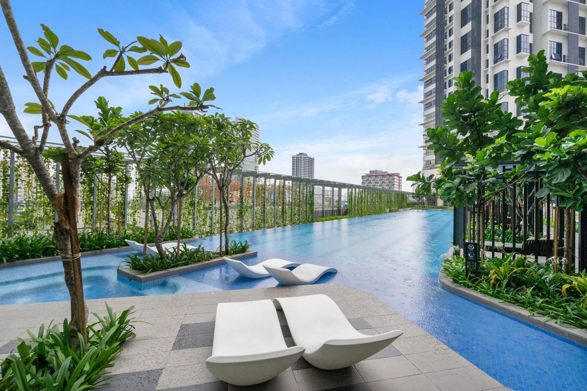 Highpark Suites At Petaling Jaya, Kelana Jaya By Plush Exteriér fotografie